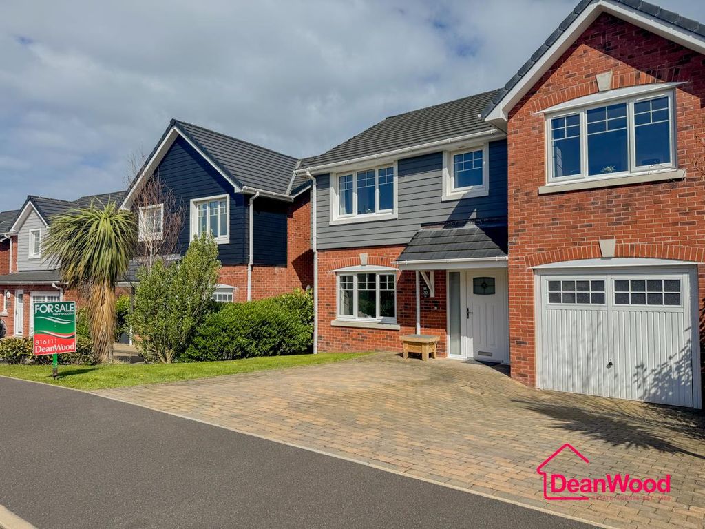 Property photo 3 of 33 No-10.Jpg