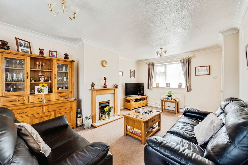 Property photo 2 of 17 Pbox-Img.Jpg