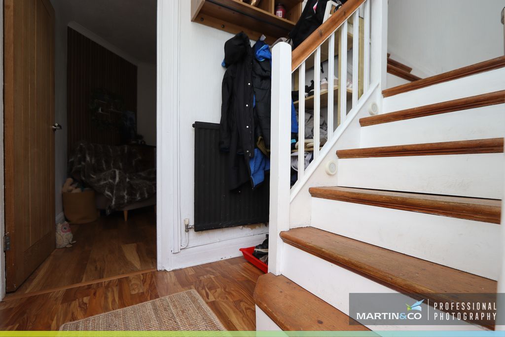 Property photo 3 of 31