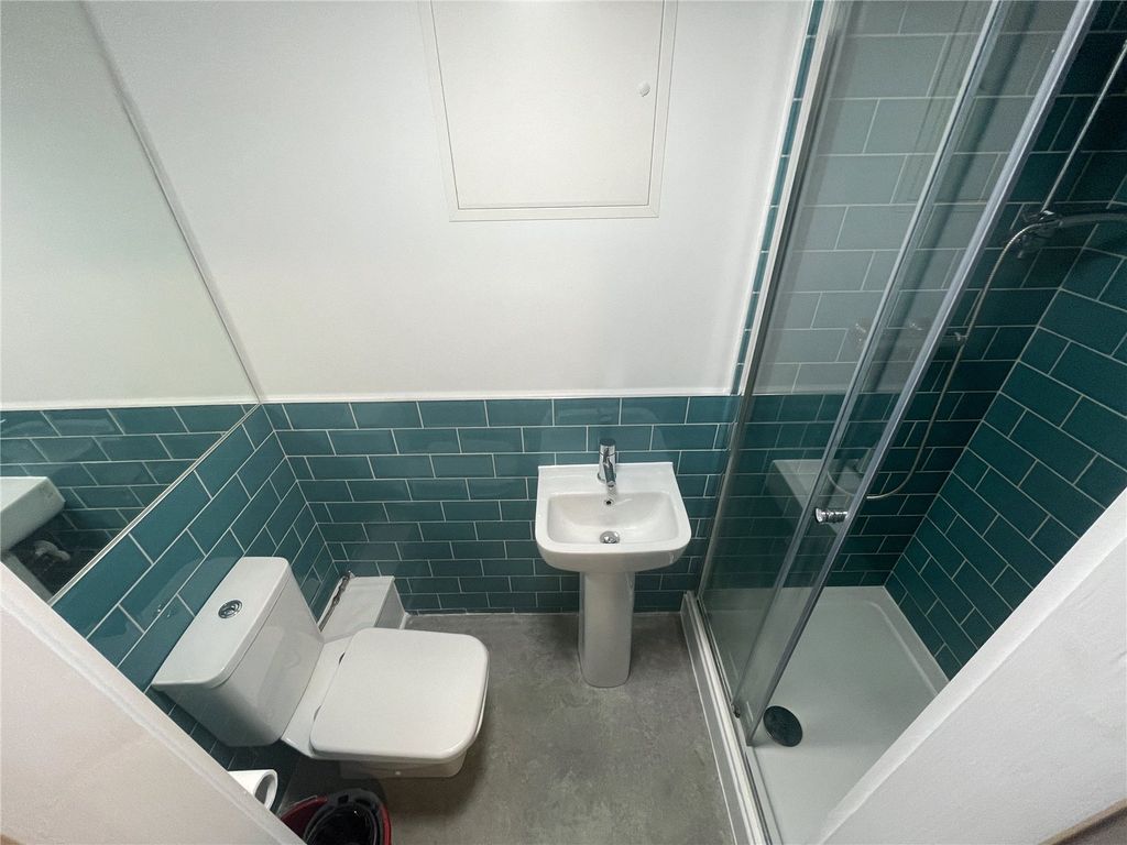 Property photo 3 of 10 Picture No. 02