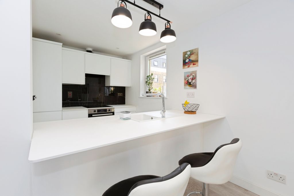 Property photo 2 of 20 2