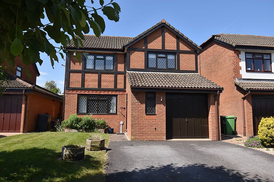 Property photo 1 of 17