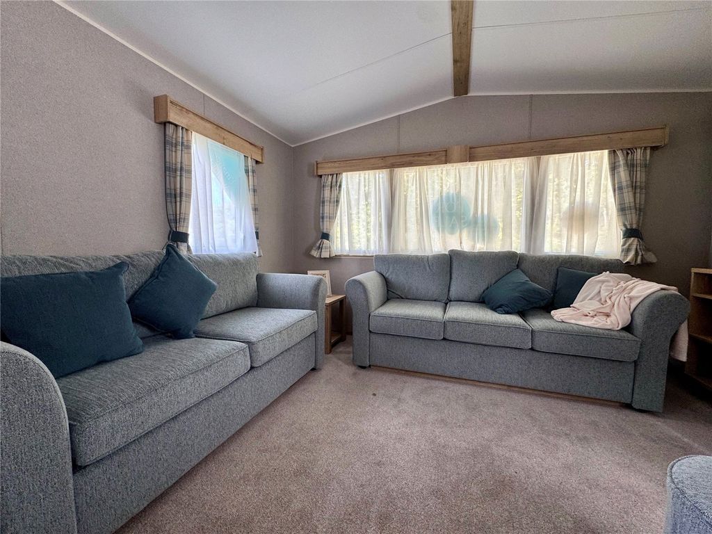 Property photo 2 of 9 Picture No. 01