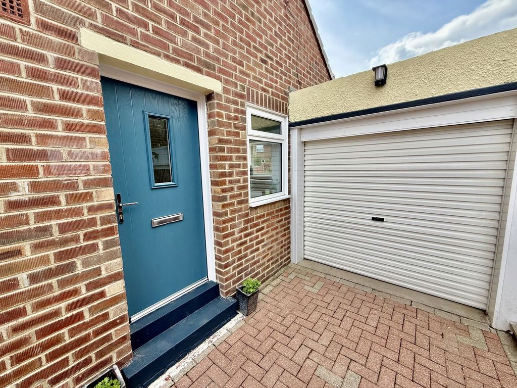 Property photo 2 of 14 Img_1231