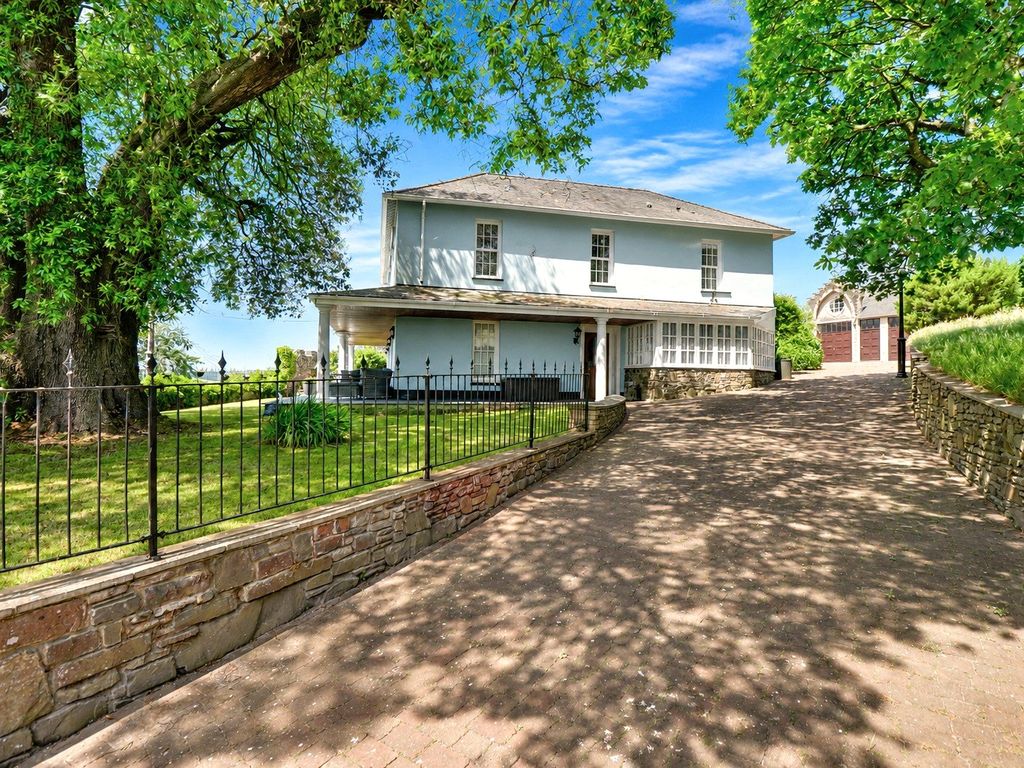 Property photo 1 of 17 Picture No. 23