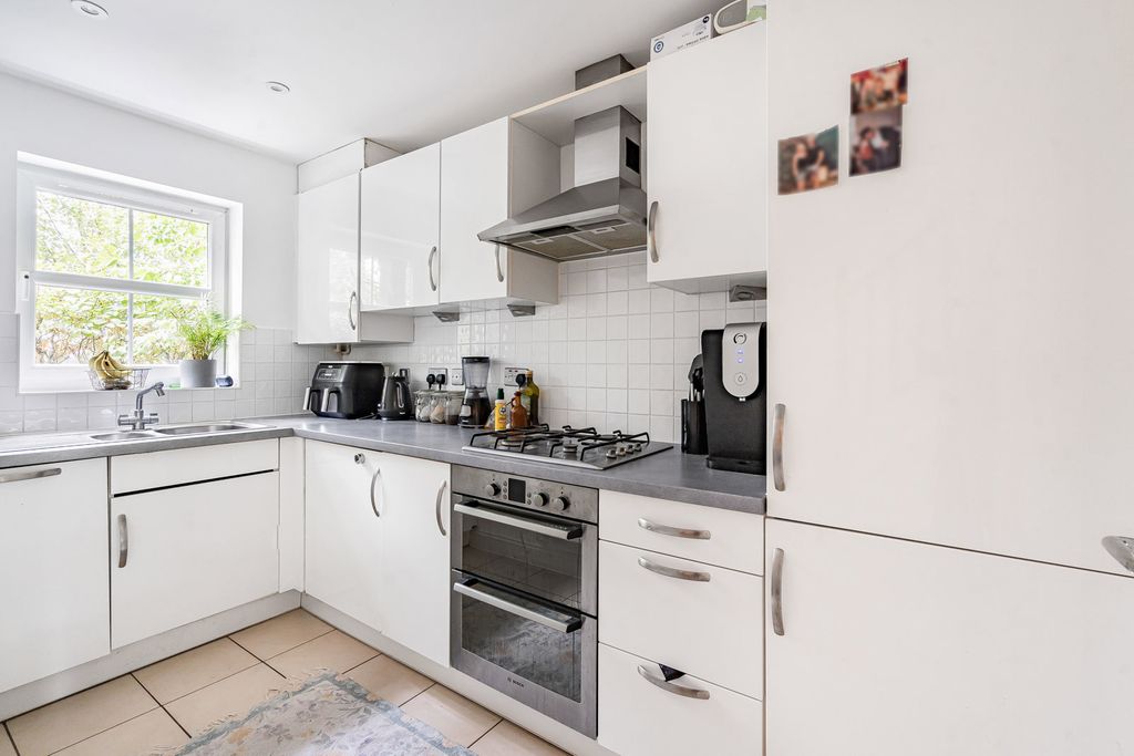 Property photo 3 of 13 10_91753