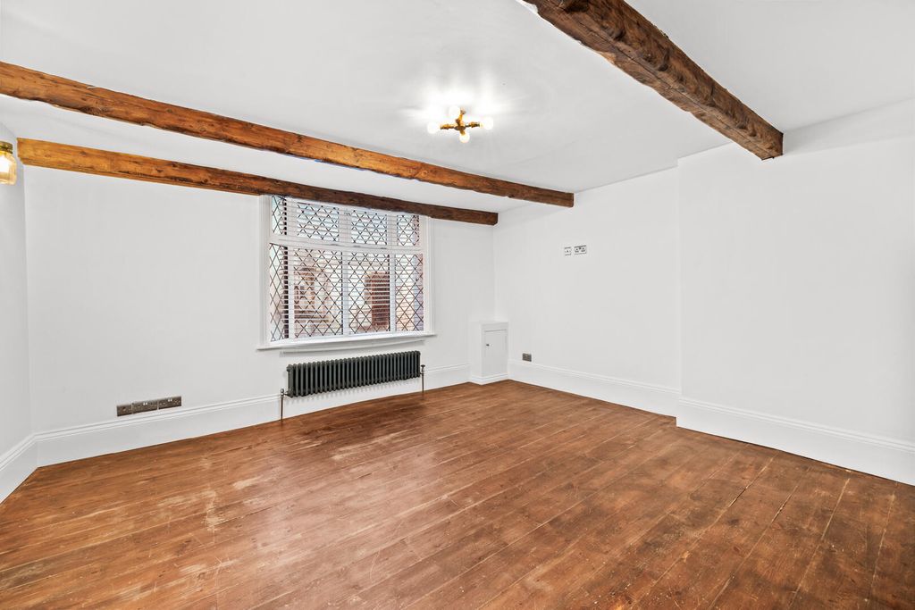 Property photo 3 of 13 Living Room