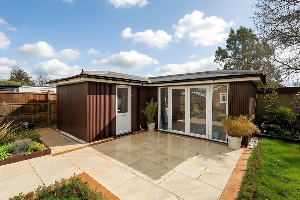 Property photo 2 of 29