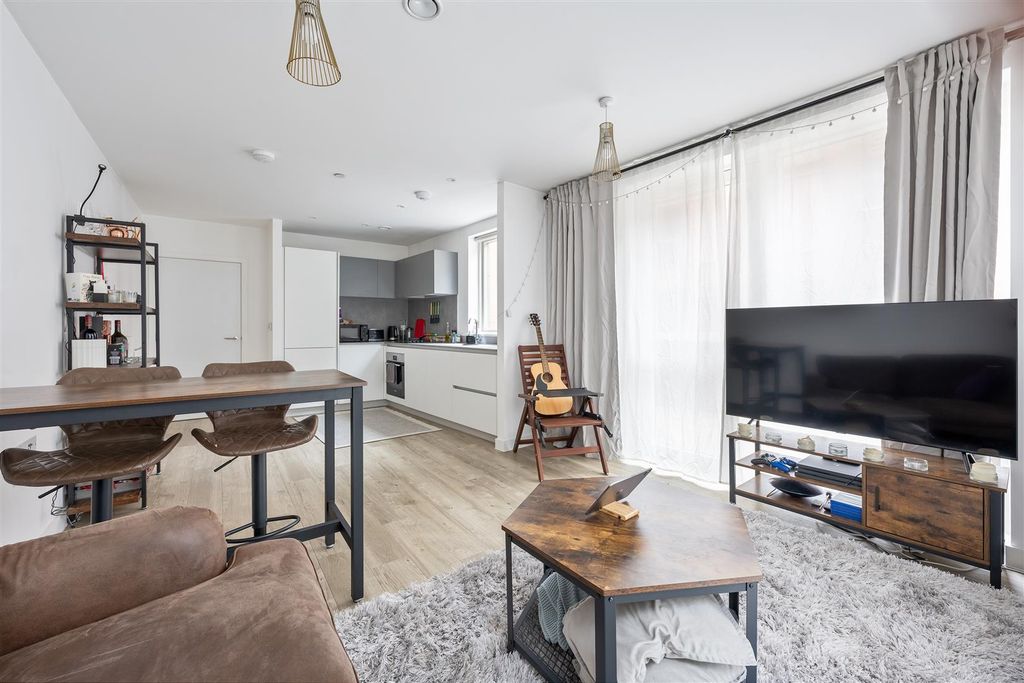 Property photo 2 of 16