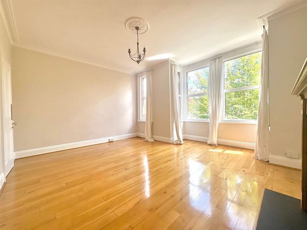 Property photo 3 of 10 Img_0570.Jpg