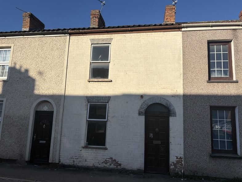 Property photo 1 of 10 Front