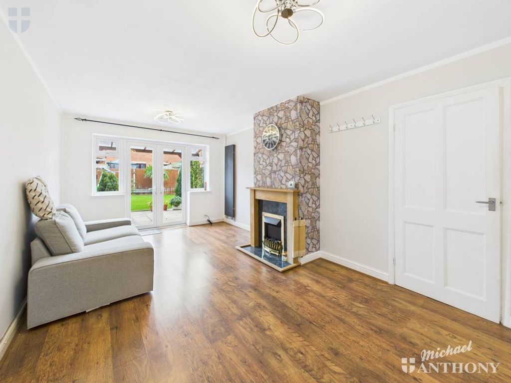 Property photo 2 of 13 Cam03852G0-Pr0466-Still001-Thumbnail-H750-70