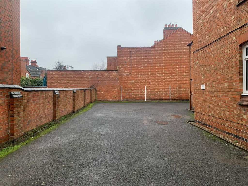 Property photo 2 of 8 Img_4113.Jpg