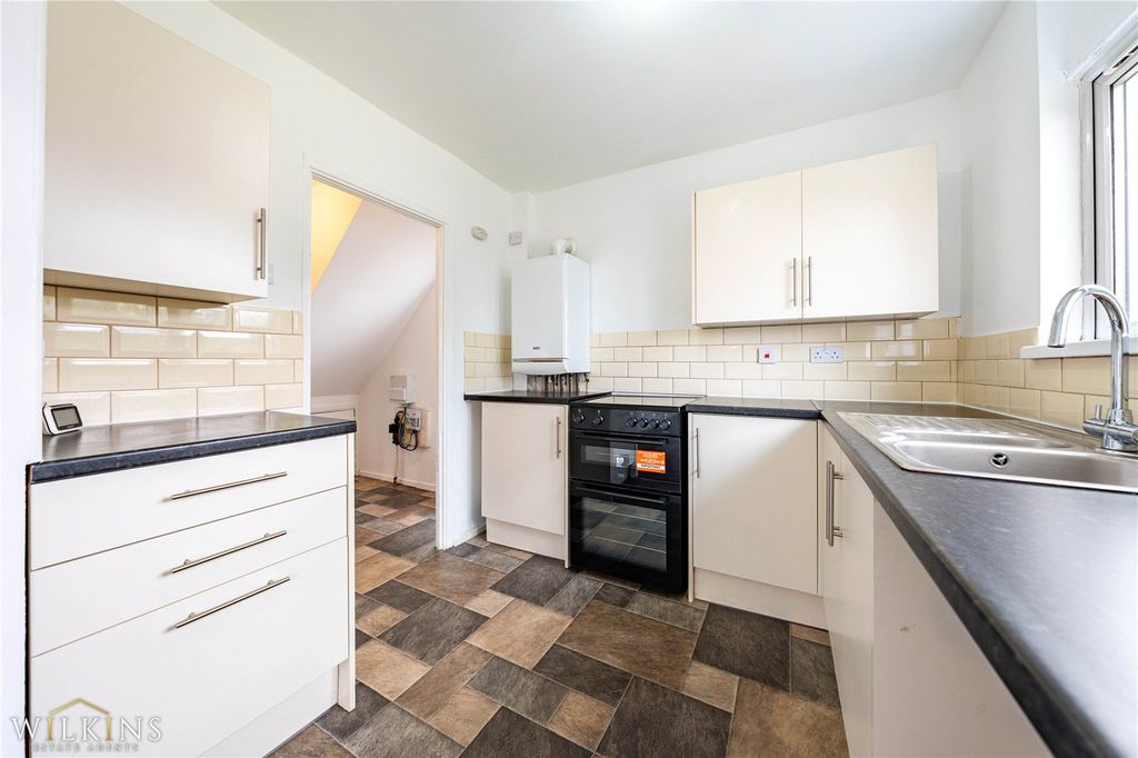 Property photo 2 of 27 Picture No. 07