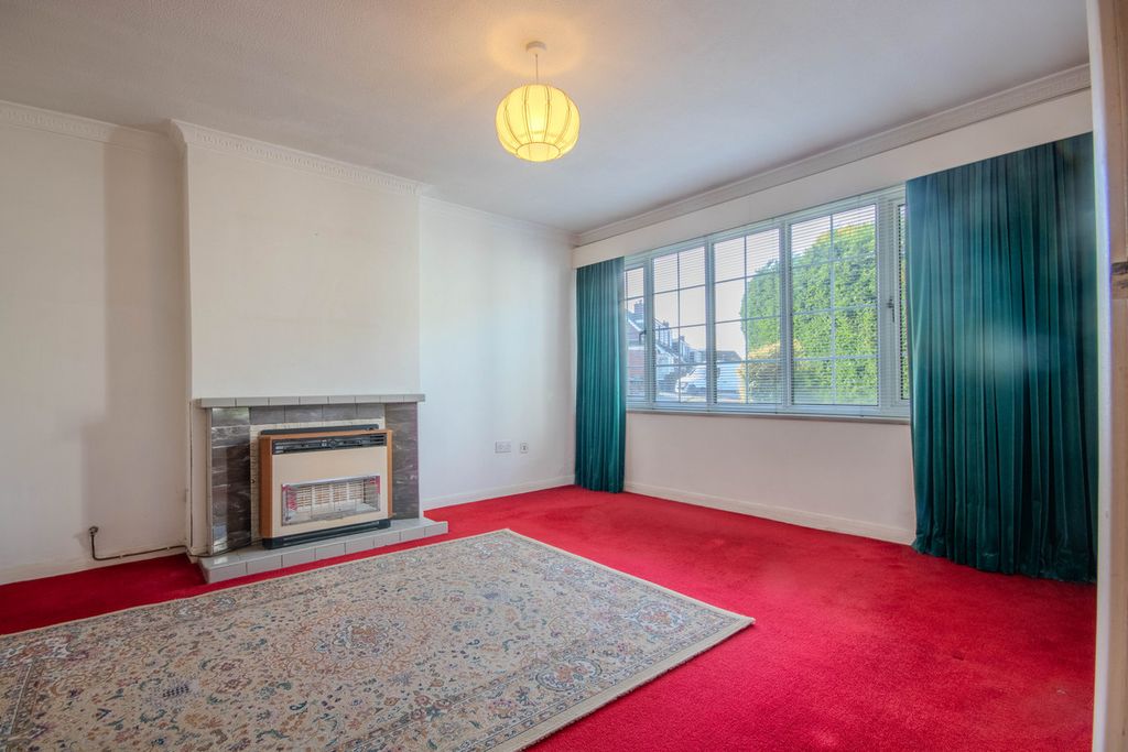 Property photo 3 of 23