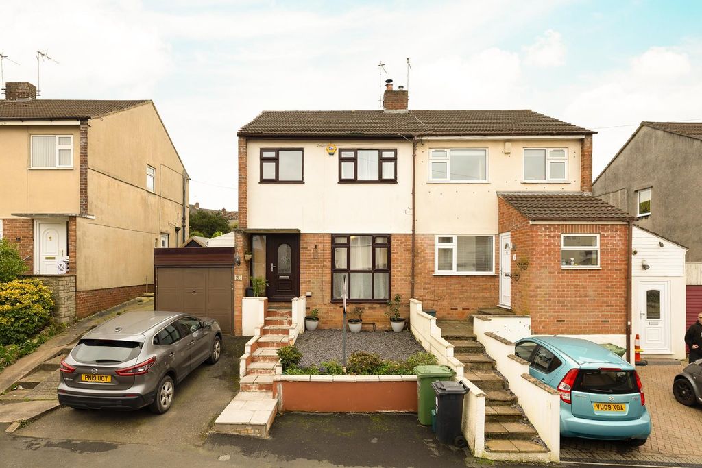 Property photo 2 of 23 Char4798.Jpg