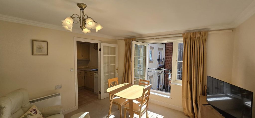 Property photo 3 of 19 Living / Dining Room