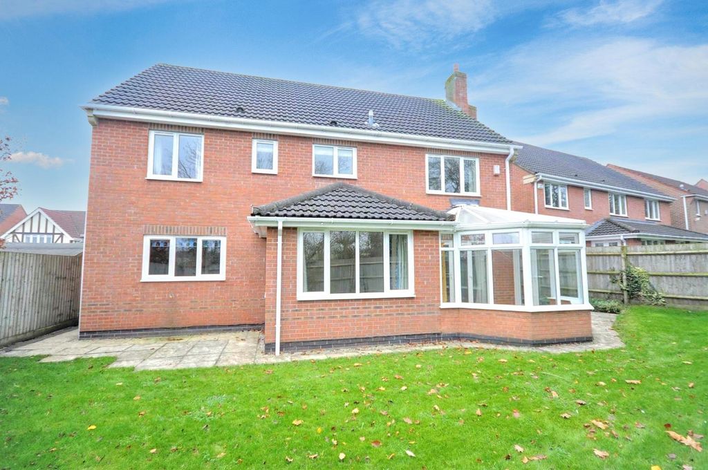 Property photo 3 of 33 Efyqjwscwhnr_Jd-Swuc2Vv77T4.Jpg