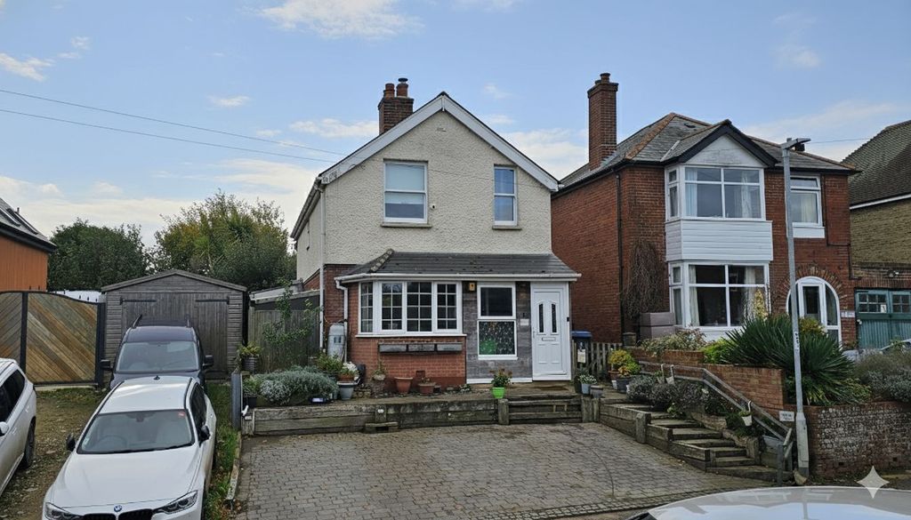 Property photo 1 of 27