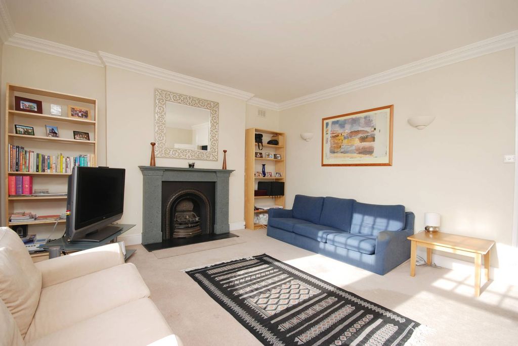 Property photo 3 of 5