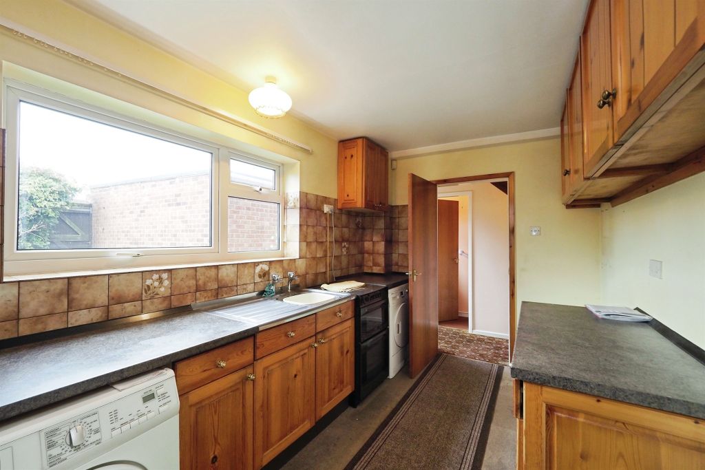 Property photo 3 of 17