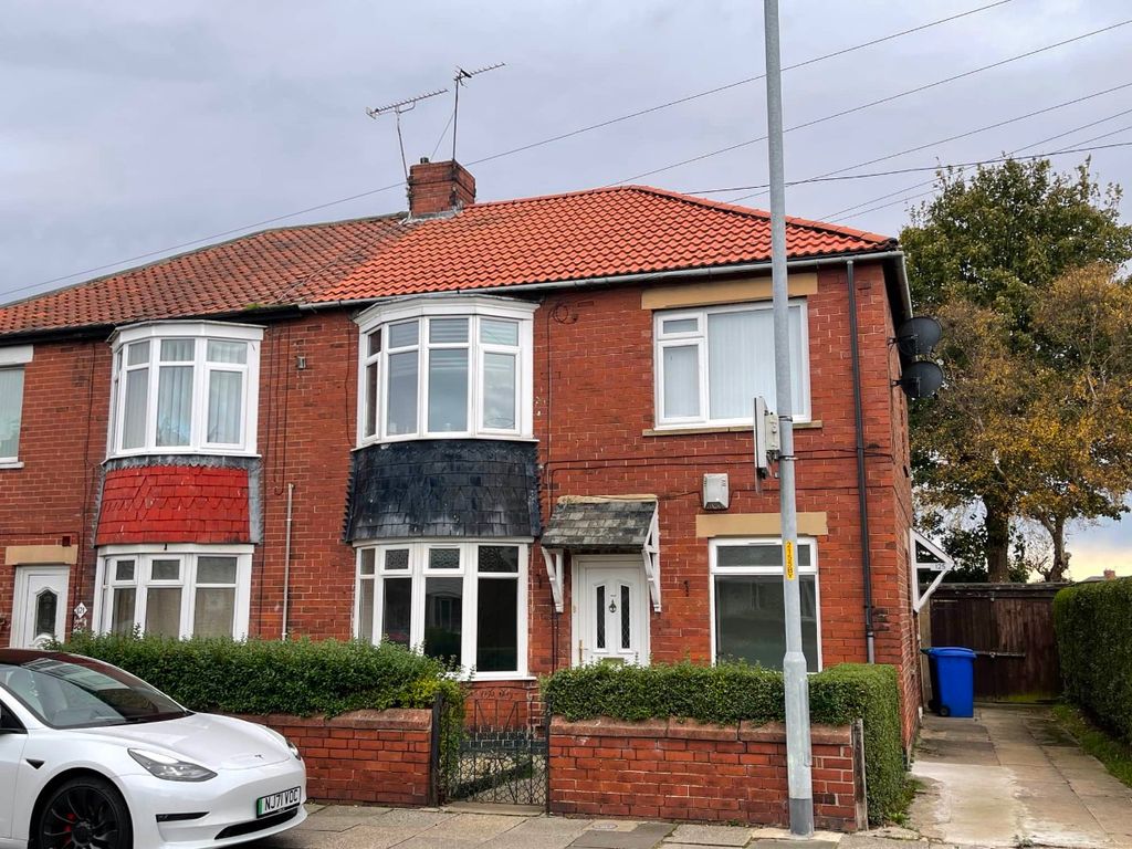 Property photo 1 of 11