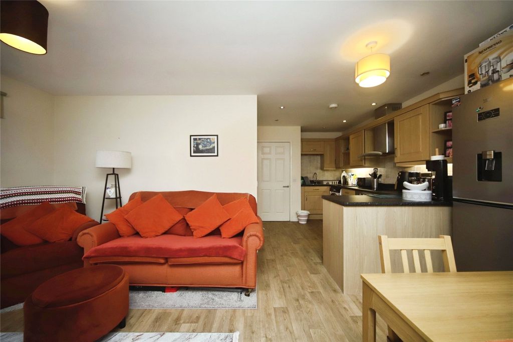 Property photo 3 of 13 Picture No. 26