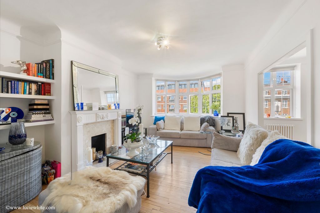 Property photo 1 of 11 Reception Room