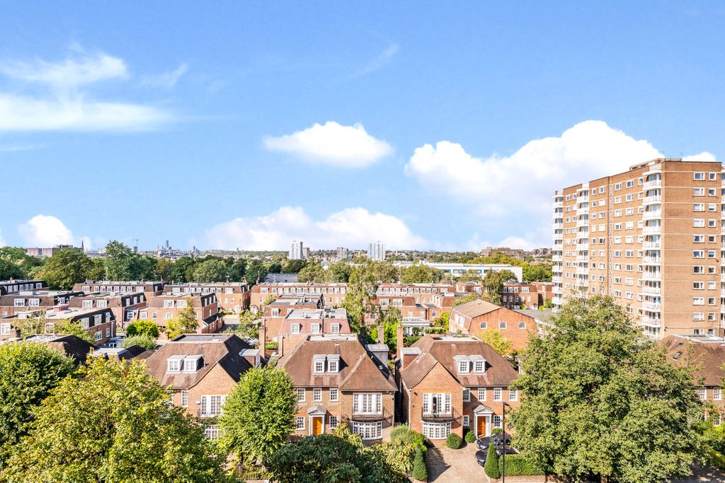 Property photo 3 of 12 Picture No. 01