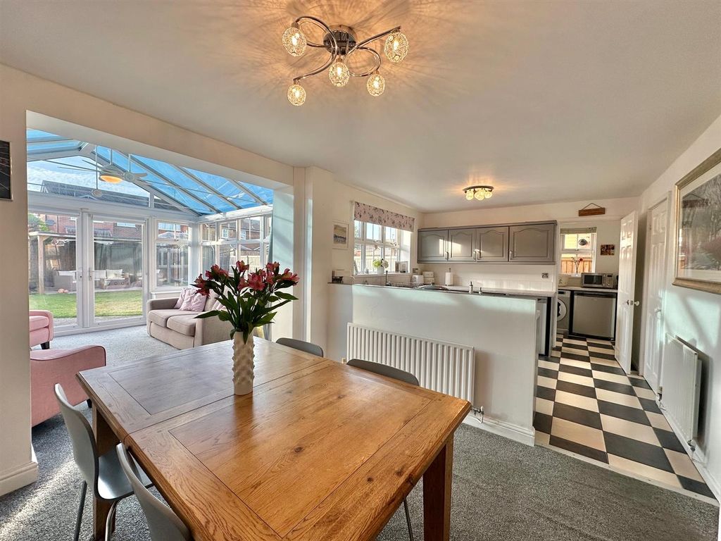 Property photo 2 of 34 Img_0864.Jpg