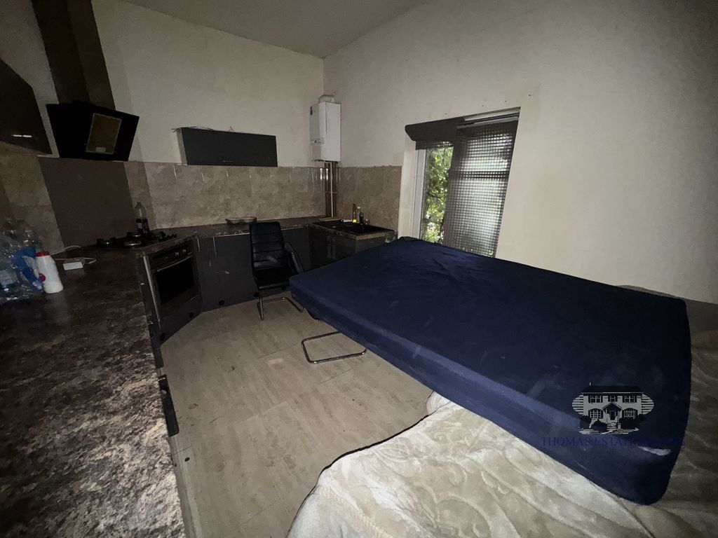 Additional image 8 of 5 bed property for saleYstrad Road, Pentre, Rhondda Cynon Taff CF41