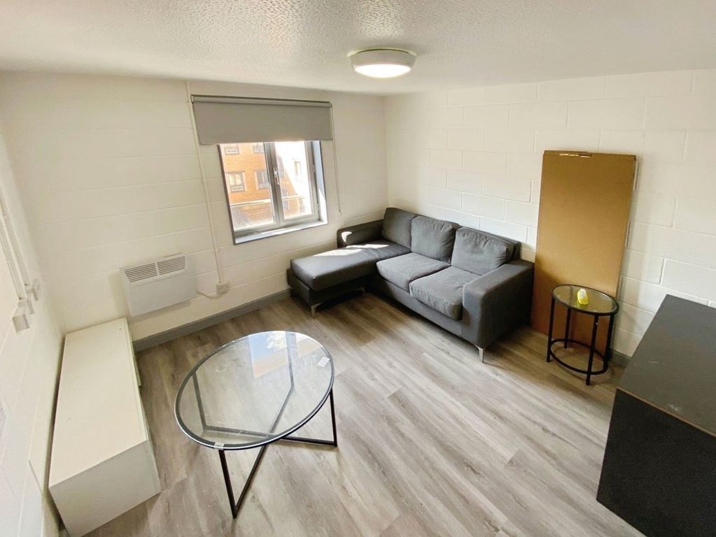 Property photo 3 of 14 Pbox-Img.Jpg