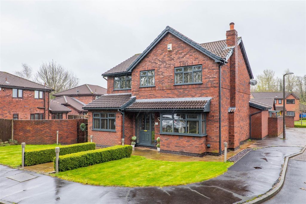 Property photo 1 of 30 Front External