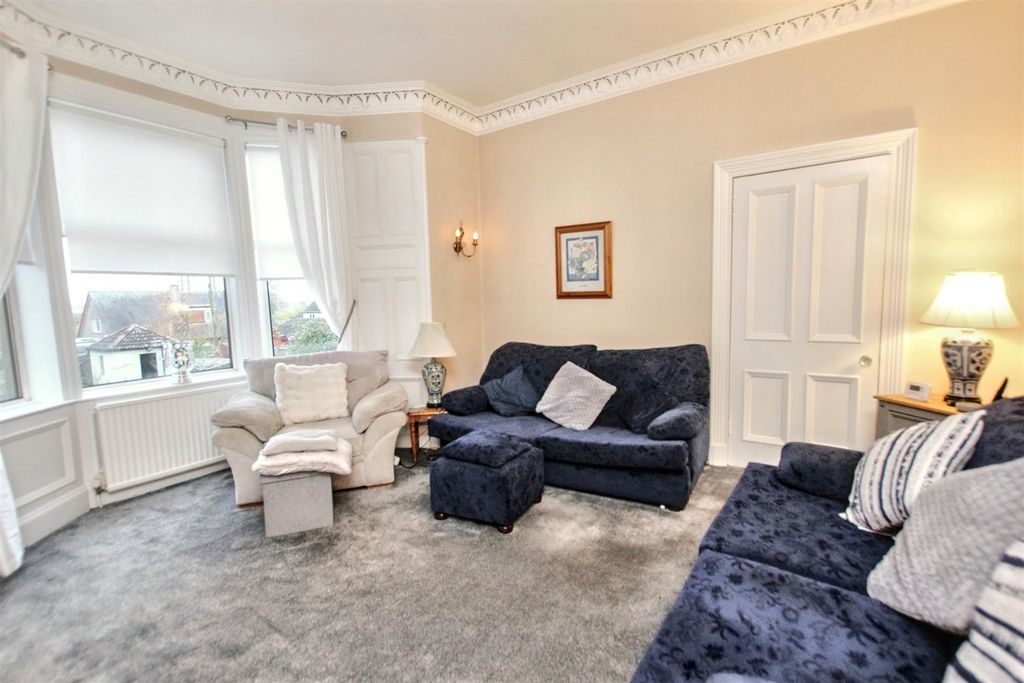 Property photo 3 of 20 3