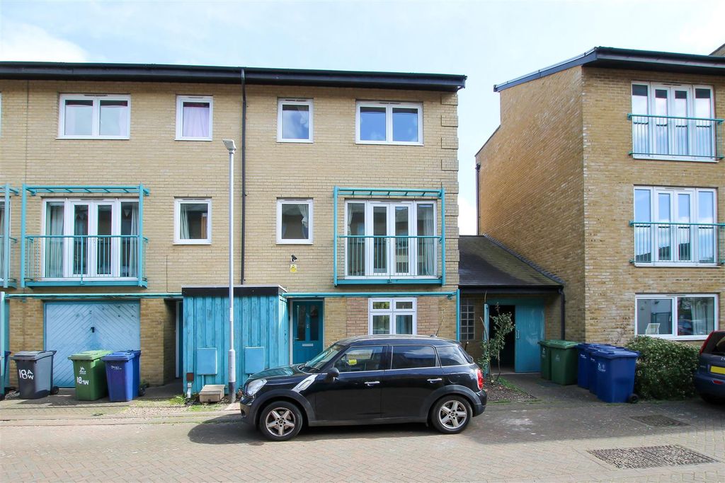 Property photo 1 of 8 Img_2548.Jpg