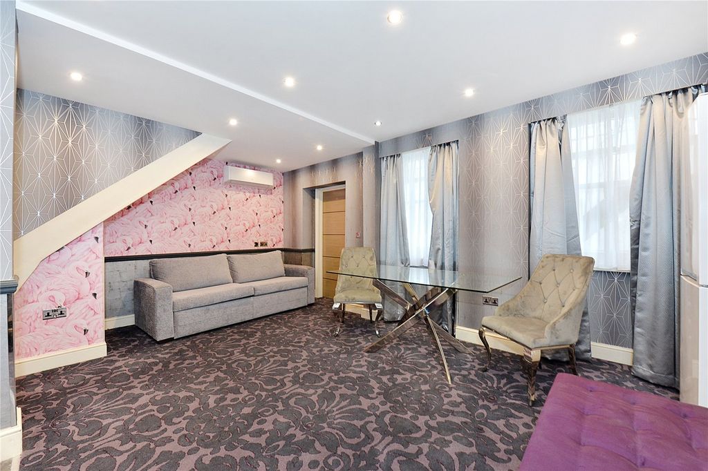 Property photo 1 of 8 Picture No. 06