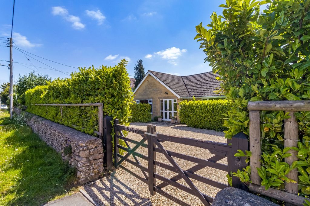 Property photo 1 of 40 Picture No. 66