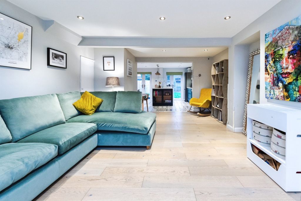 Property photo 2 of 22