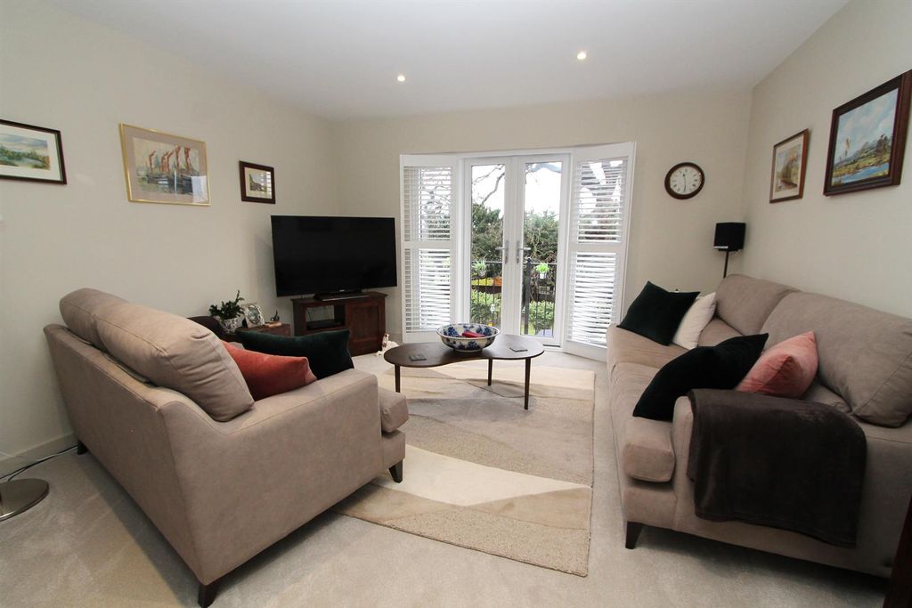 Property photo 2 of 24 Img_0085.Jpg