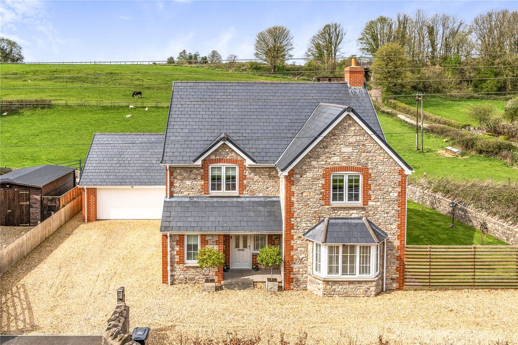 Property photo 1 of 27 Picture No. 06