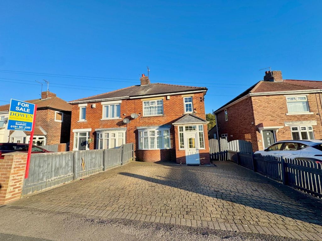 Property photo 1 of 12 481B6E38-32c3-46E5-8A9c-9913Fe4E87A3