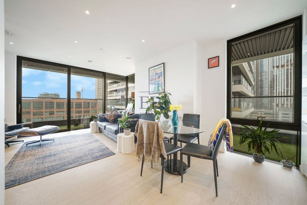 Property photo 1 of 16 Picture No. 11