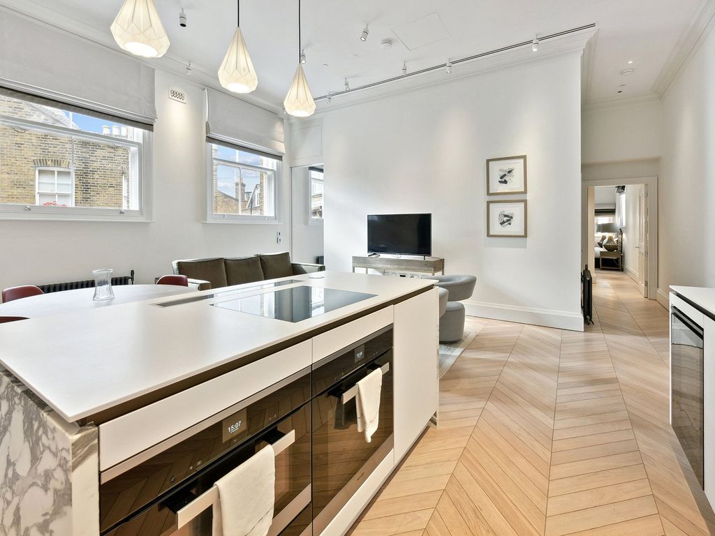 Property photo 2 of 15 Rose Street