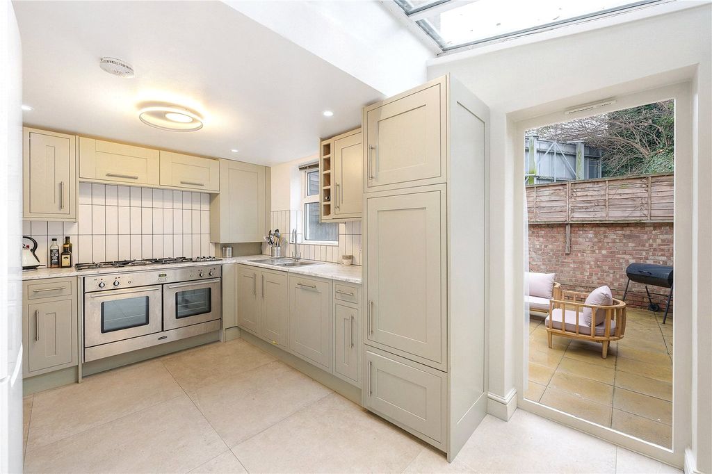 Property photo 1 of 18 Picture No. 80