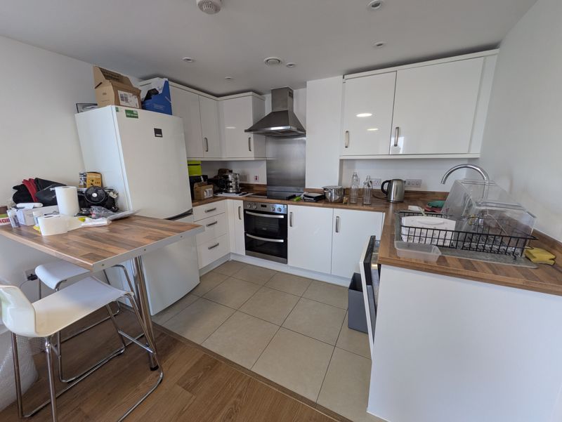 Property photo 3 of 9 Photo 8