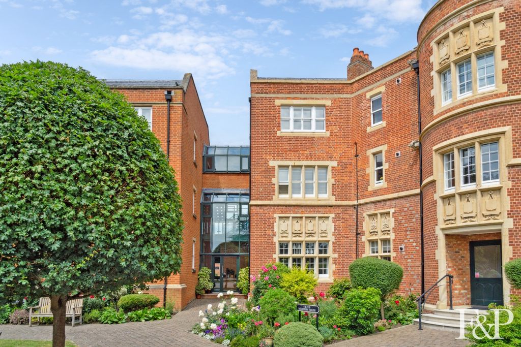 Property photo 1 of 19 4224072