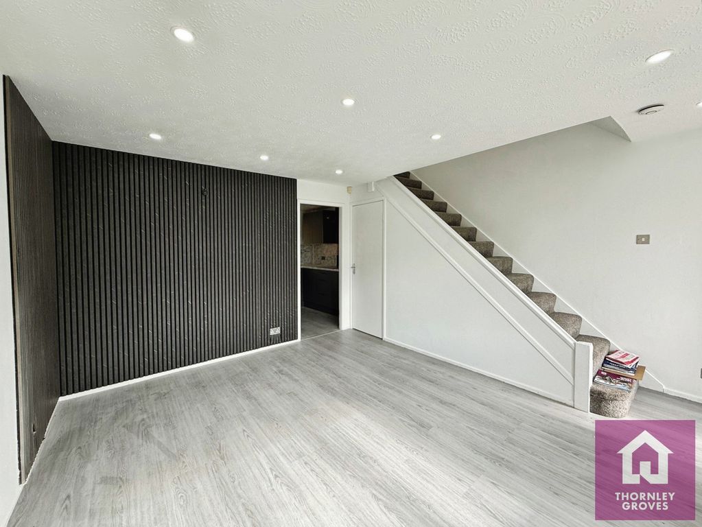 Property photo 3 of 18 Pbox-Img.Jpg