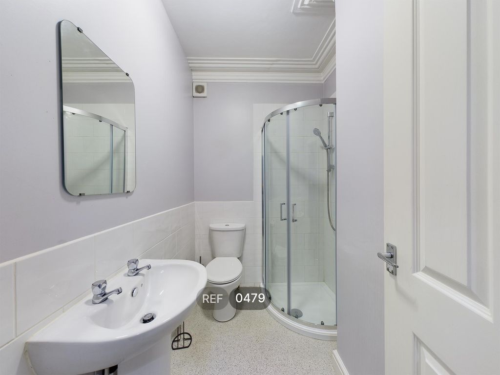 Property photo 3 of 4 Bathroom