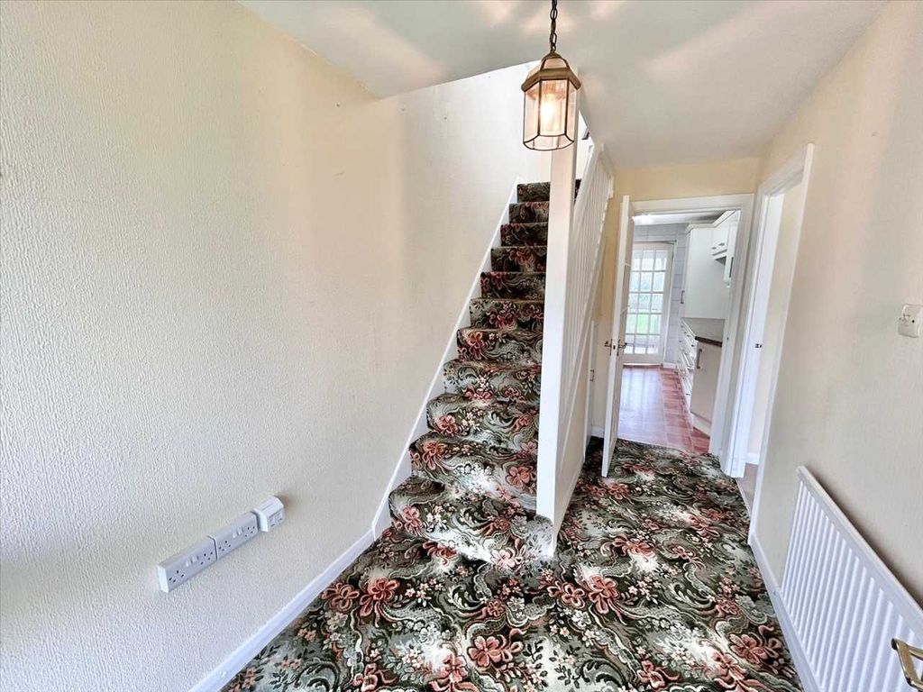 Property photo 3 of 25 Entrance Hall &amp; Porch