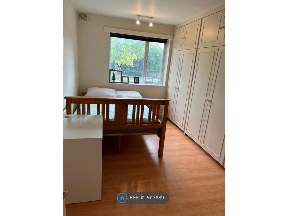 Property photo 1 of 11 Bedroom 1
